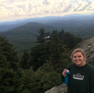 Meet your Posher, Kelly